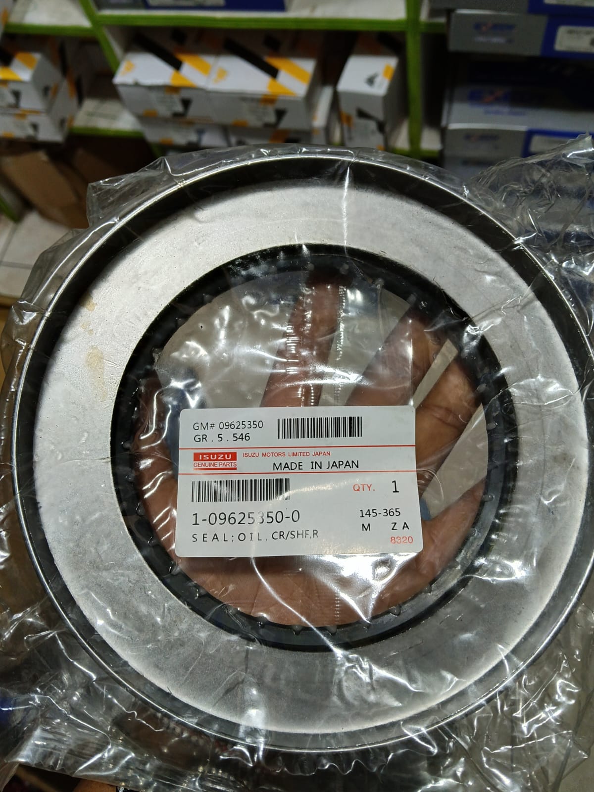 Oil Seal (8-97122937-0) view 1